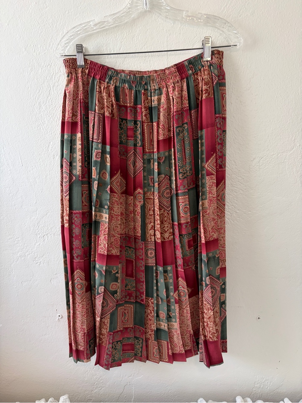 Vintage Alfred Dunner Midi Skirt in Red and Green